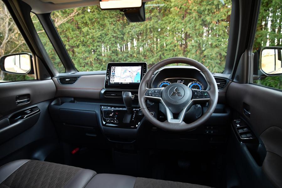 Торпедо Mitsubishi eK X Space 2020 года  (фото 16 из 40)